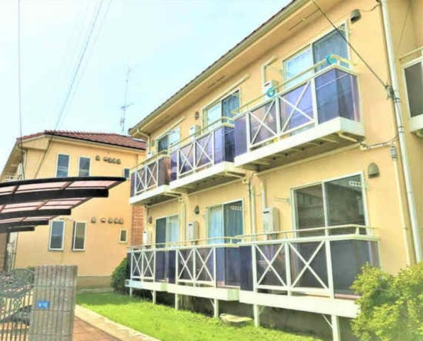 川崎市多摩区西生田３丁目のアパートの外観