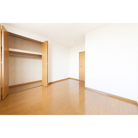 【洋室】 | ティアラ長野 | 別部屋の写真のため、現況優先です。