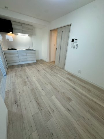 ココングランジュール西宮中須佐町の居間・リビング