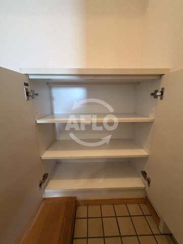グランガーデン足代新町の収納|グランガーデン足代新町　シューズボックス