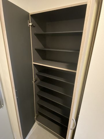 稲城市大丸の賃貸マンションの収納