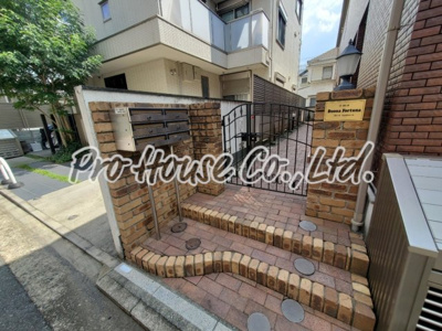 【エントランス】 | ブォーナフォルトゥーナ吉祥寺