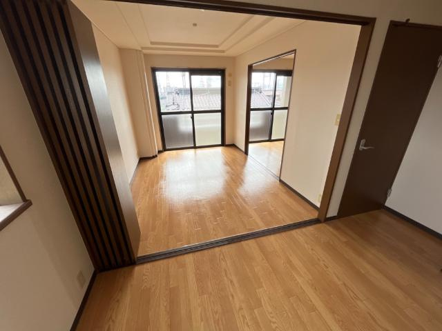 オーシャン元町の内装|洋室