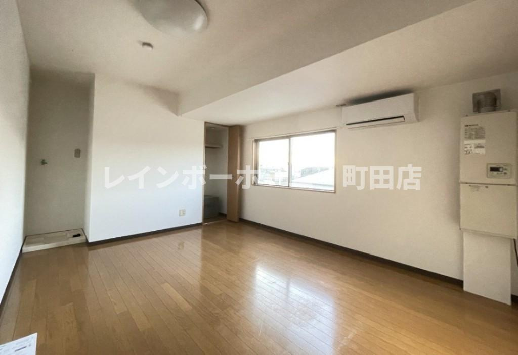 プラーズ南台※初期費用分割あと払いサービス利用可能物件の居間・リビング