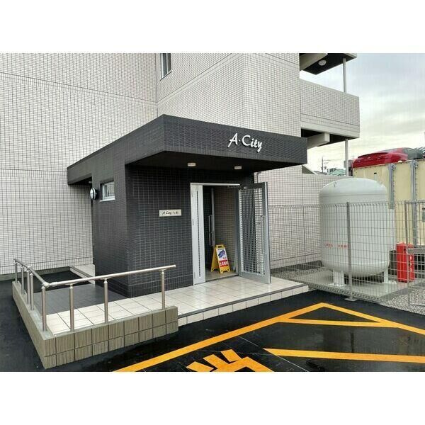 A・City八帖のエントランス