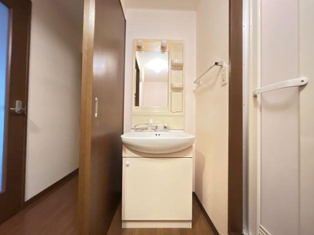 アスパラ館の洗面所|洗髪洗面化粧台