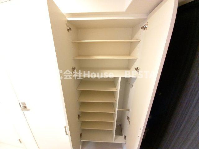 エスリード神戸兵庫駅ミッドポートの収納