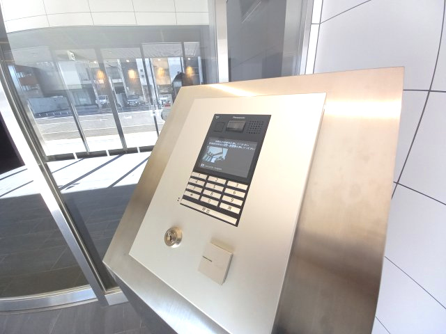 エスリード神戸兵庫駅ミッドポートのエントランス