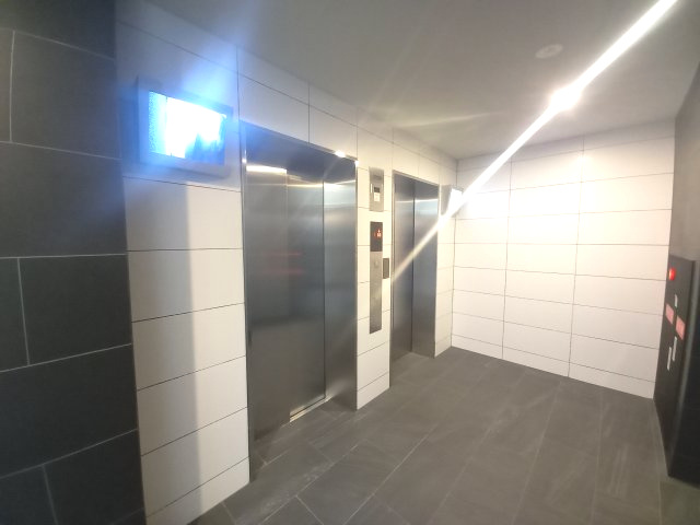 エスリード神戸兵庫駅ミッドポートのロビー