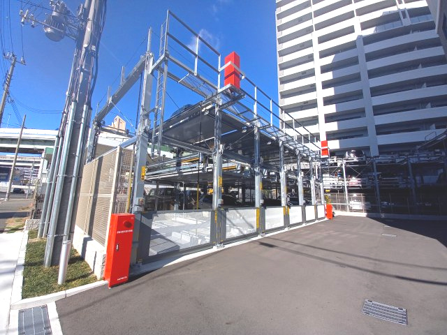 エスリード神戸兵庫駅ミッドポートの駐車場