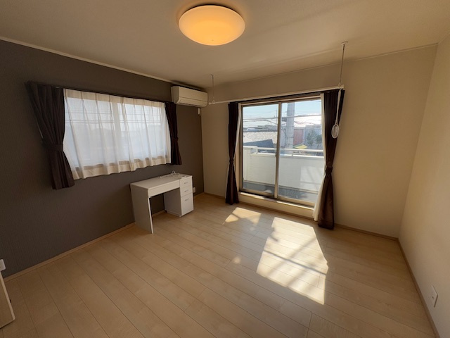 藤岡市森　中古2800の洋室|スタンダードな洋室です