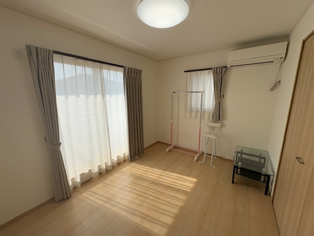 藤岡市森　中古2800の洋室|スタンダードな洋室です