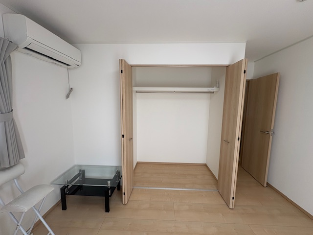 藤岡市森　中古2800の洋室|広々とした洋室です