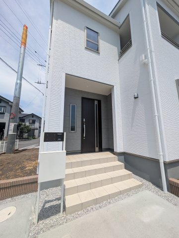 【玄関】 | リーブルガーデン.S安中市板鼻ー①