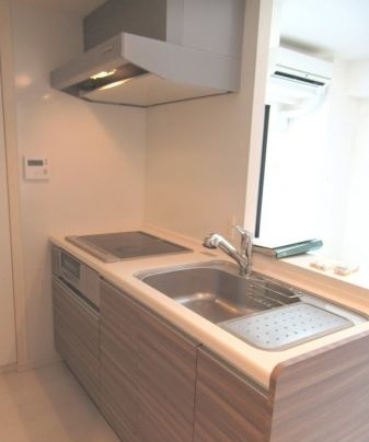 足立区中央本町１丁目の賃貸マンション