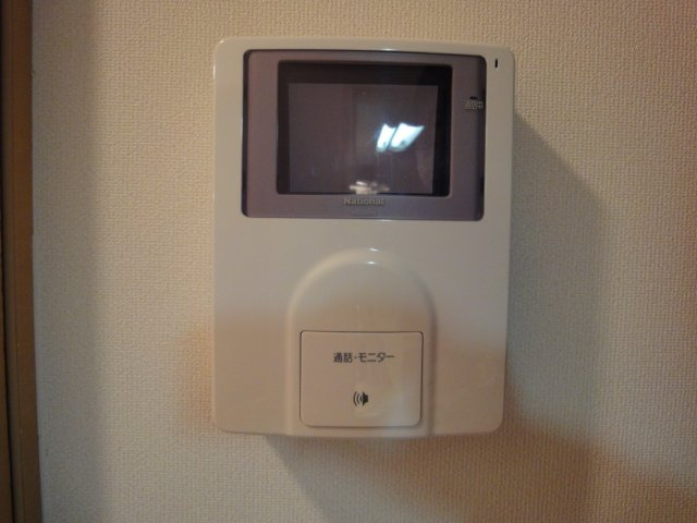 コーポ・サカシタＡ棟の内装|カメラ付インターホン