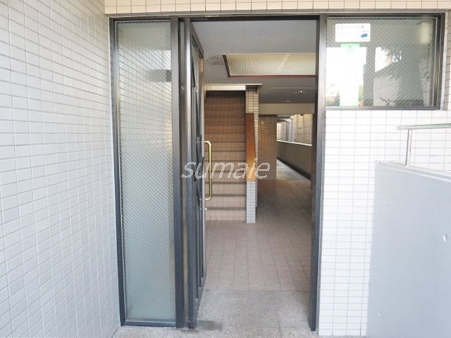 オークヒルズ小豆沢のエントランス|こちらが入口です☆