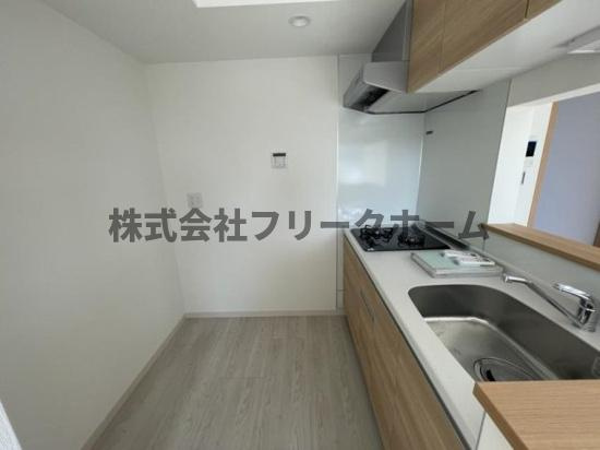 武蔵野市中町２丁目のアパートのキッチン