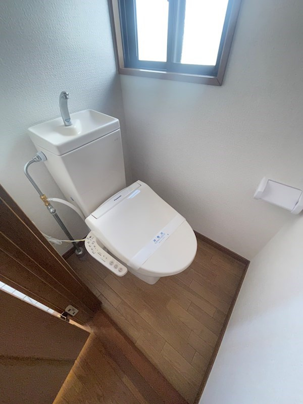 ユーコートのトイレ|ゆったりとした空間のトイレです