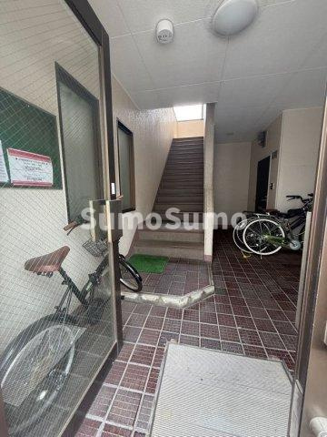 メープル御影中町のエントランス