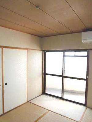 【その他】 | ライオンズマンション姫路 | 和室約６.０畳　※内装前／２０１５年１２月の写真