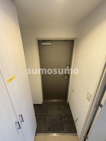 南堀江アパートメントグランデの玄関