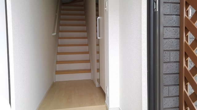 エスペランサ中仁野Ⅳの玄関