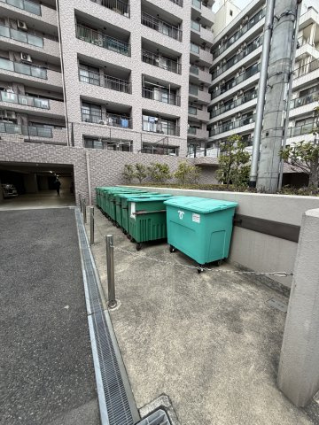 サンワプラザ神戸大開通の外観