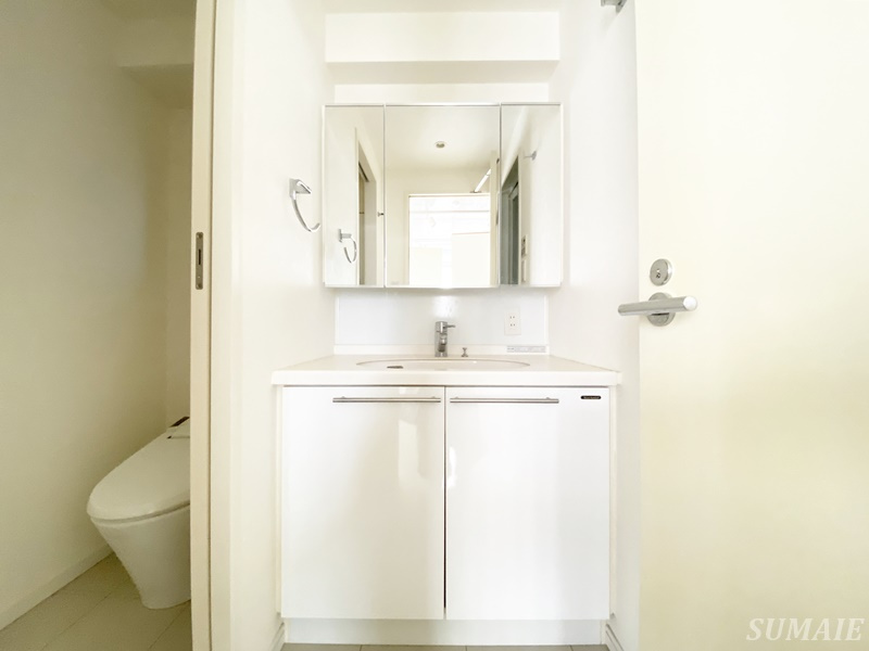 ベルヴィラージュ尾久デュエトーレの独立洗面台|独立洗面台です☆