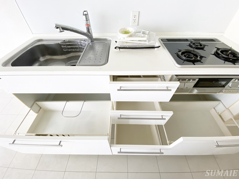 ベルヴィラージュ尾久デュエトーレの収納|キッチン下収納です☆