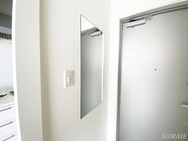 ベルヴィラージュ尾久デュエトーレの設備|玄関に姿見☆