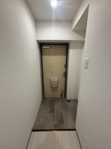 メゾン昆陽里の玄関