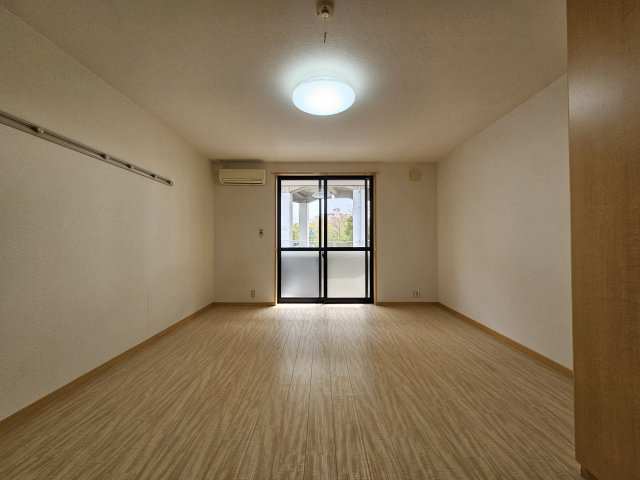 ジェミニハイムの居間・リビング