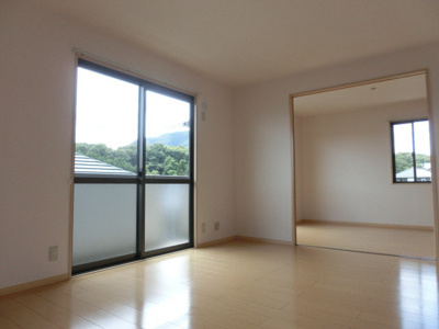 【居間・リビング】 | リビングタウン高山台Ｄ棟