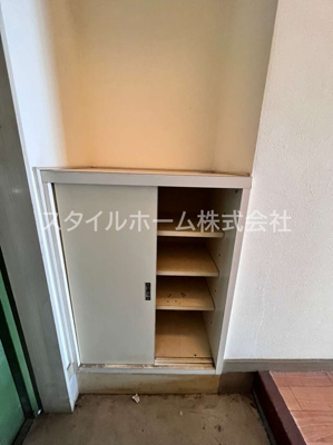 【収納】 | タワーロイヤル | 同建物内別部屋の写真です。
