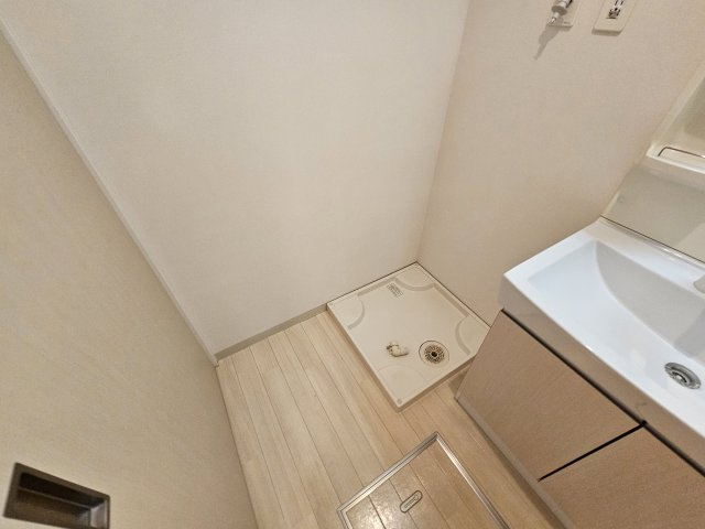 レジェンドヒルズのバルコニー|シャッター雨戸