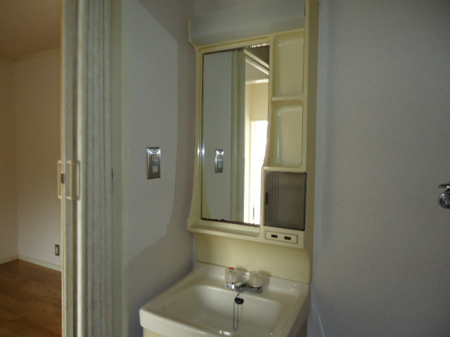 アイランドハイム　　刈谷市近郊の賃貸ならクラスホーム刈谷店の洗面所|洗面台