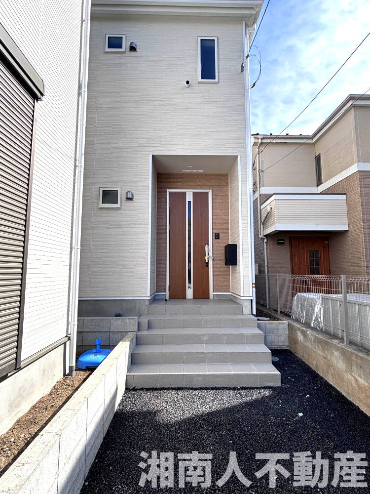 茅ヶ崎市南湖第18　全２棟