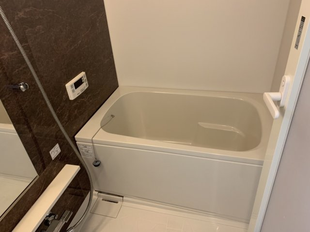 グランブルー高槻の浴室