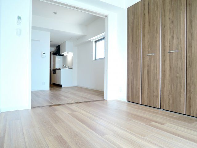 グランブルー高槻の寝室