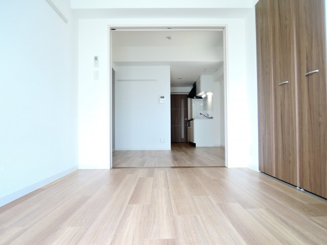 グランブルー高槻の居間・リビング