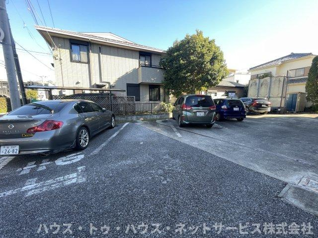 サムソンコート の駐車場