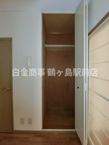 サン・ドミールＡ棟の収納