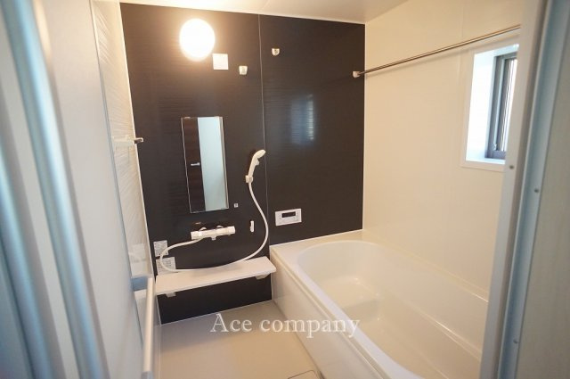 【内観：施工例】 | 平野区瓜破5丁目　【2号棟/全2棟】 | 【同社による同仕様の施工例】オートバス・追炊機能・浴室乾燥機完備です☆