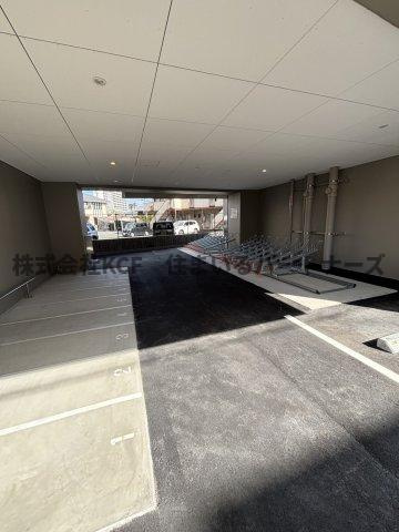グランフォーレ久留米駅プレミアの駐車場