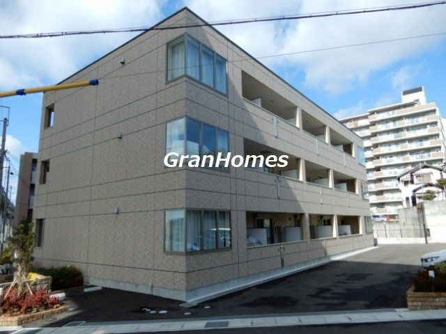 ユニヴェールの外観