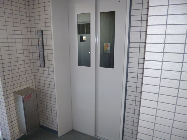エスポワール江戸川のその他共用部分|エレベーター完備♪