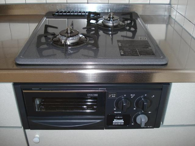 ユズガーデンのキッチン|コンロ