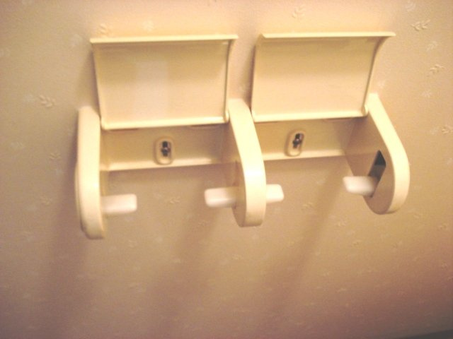 ユズガーデンのトイレ|ＷＣホルダー