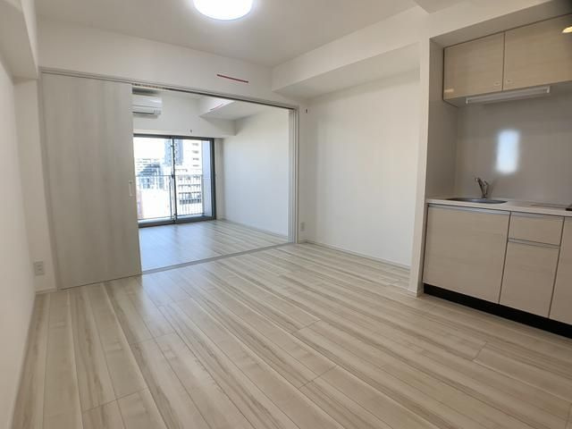 グランカーサ両国ヴェルデの居間・リビング